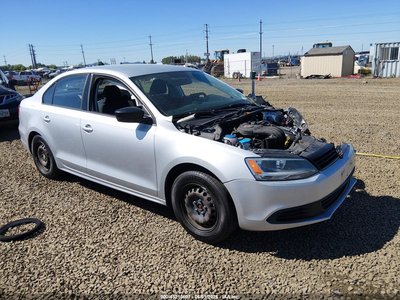 3VW1K7AJ4EM****** 2014 Volkswagen Jetta