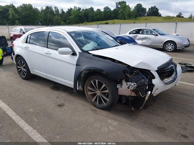 1C3CCBBG6EN****** 2014 Chrysler 200