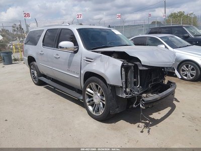 1GYS3JEF3DR****** 2013 Cadillac Escalade