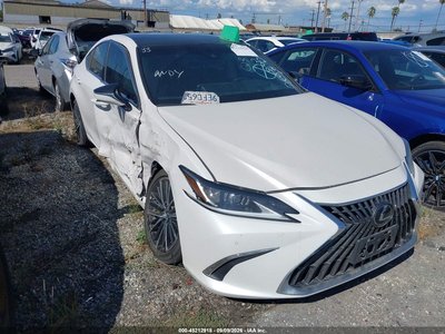 58ADZ1B17RU****** 2024 Lexus ES