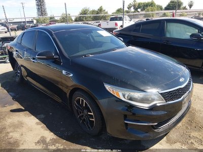 5XXGT4L33JG****** 2018 Kia Optima
