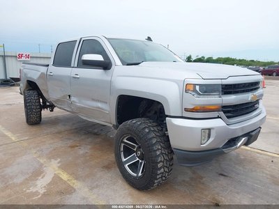 3GCUKREC9JG****** 2018 Chevrolet Silverado 1500