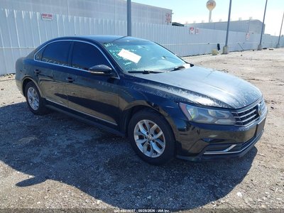 2016 Volkswagen Passat
