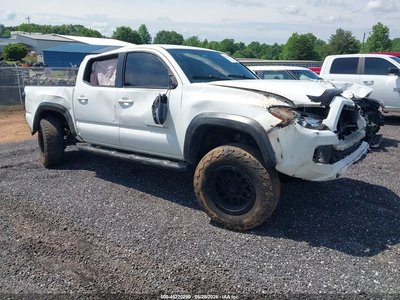 3TMAZ5CNXGM****** 2016 Toyota Tacoma
