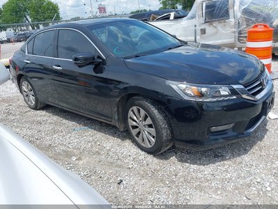 1HGCR3F85FA****** 2015 Honda Accord