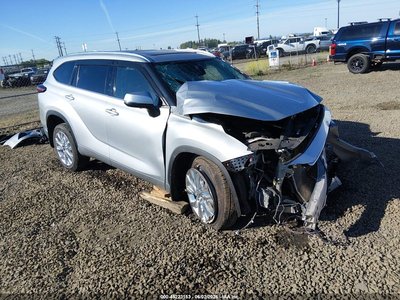 5TDKDRBH3PS****** 2023 Toyota Highlander