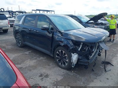 KNDNC5H35R6****** 2024 Kia Carnival Mpv