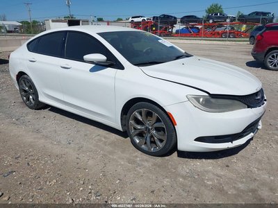1C3CCCBG0FN****** 2015 Chrysler 200