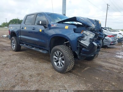 1GCUYEEDXKZ****** 2019 Chevrolet Silverado 1500