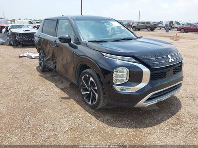 2024 Mitsubishi Outlander