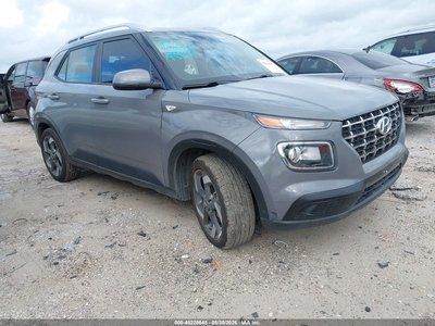 KMHRC8A30MU****** 2021 Hyundai Venue