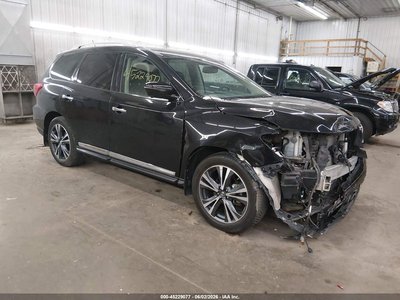 2017 Nissan Pathfinder
