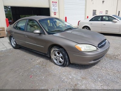 1FAFP53U52A****** 2002 Ford Taurus