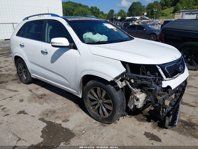 5XYKW4A26DG****** 2013 Kia Sorento