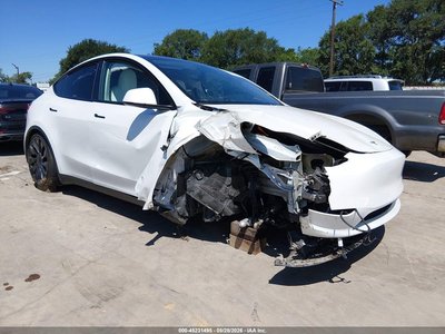 7SAYGDEF8PF****** 2023 Tesla Model Y