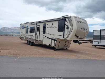 4YDF37921J4****** 2018 Keystone Keystone