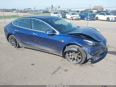5YJ3E1EB9JF****** 2018 Tesla Model 3