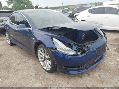 5YJ3E1EA1JF****** 2018 Tesla Model 3