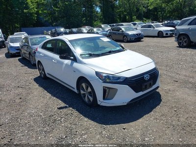 KMHC65LD9KU****** 2019 Hyundai Ioniq Plug-in Hybrid