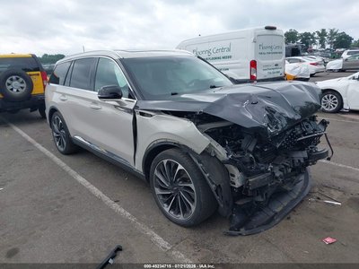 5LM5J7WC1MG****** 2021 Lincoln Aviator