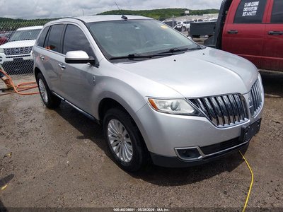 2LMDJ6JK6DB****** 2013 Lincoln MKX