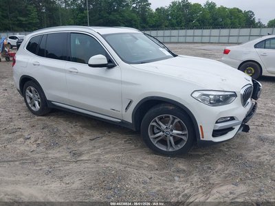 5UXTR9C58JL****** 2018 BMW X3