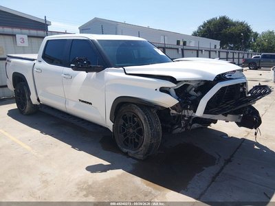 5TFWA5DB9SX****** 2025 Toyota Tundra