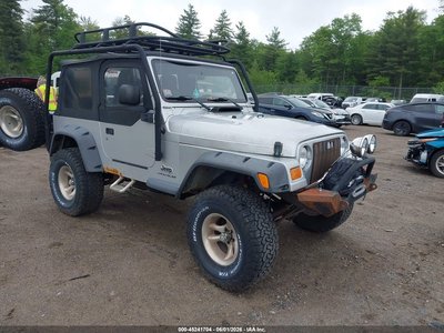 1J4FA29104P****** 2004 Jeep Wrangler