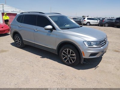 3VV2B7AX7MM****** 2021 Volkswagen Tiguan
