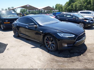 5YJSA1E42GF****** 2016 Tesla Model S