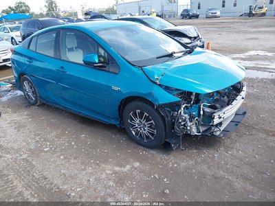 JTDKARFP8J3****** 2018 Toyota Prius Prime