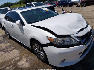 JTHBW1GG0E2****** 2014 Lexus ES 300h
