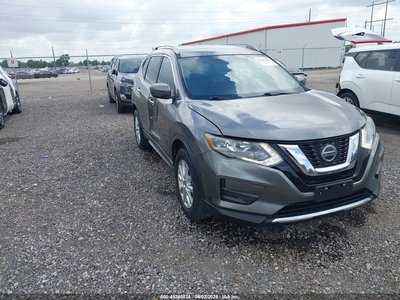 5N1AT2MTXJC****** 2018 Nissan Rogue