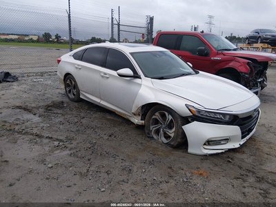 1HGCV1F48JA****** 2018 Honda Accord