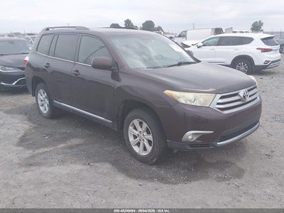 5TDZA3EHXDS****** 2013 Toyota Highlander