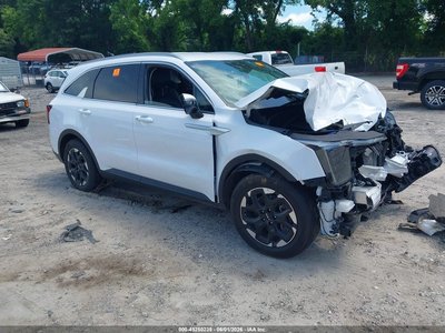 5XYRL4JC6RG****** 2024 Kia Sorento