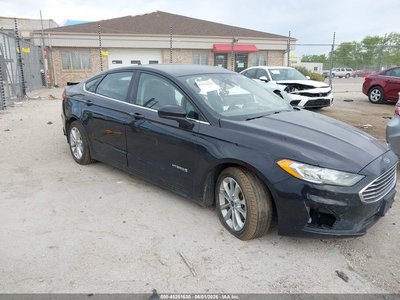 3FA6P0LU2KR****** 2019 Ford Fusion Hybrid