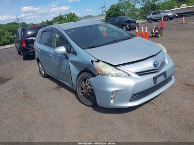 JTDZN3EU3D3****** 2013 Toyota Prius V