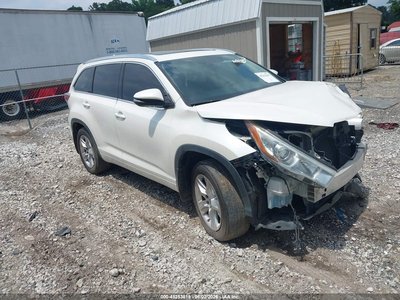 5TDDKRFH5ES****** 2014 Toyota Highlander
