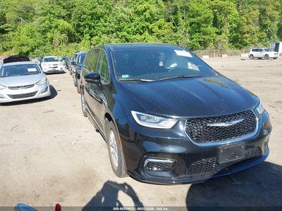 2C4RC1FG4RR****** 2024 Chrysler Pacifica