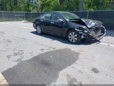 1HGCP3F85AA****** 2010 Honda Accord