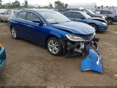 1C3CCCAB1FN****** 2015 Chrysler 200