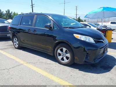 5TDKZ3DC8LS****** 2020 Toyota Sienna