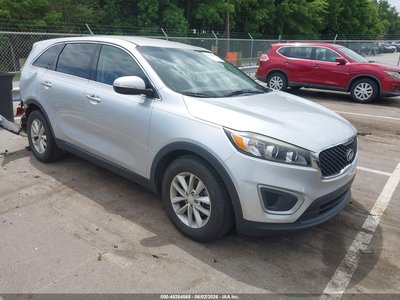 5XYPG4A39JG****** 2018 Kia Sorento