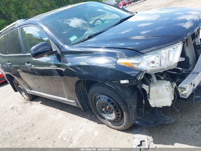 5TDDK3EH5DS****** 2013 Toyota Highlander