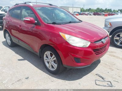 KM8JU3AC8CU****** 2012 Hyundai Tucson