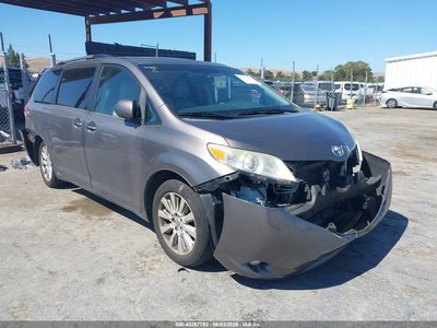 2014 Toyota Sienna