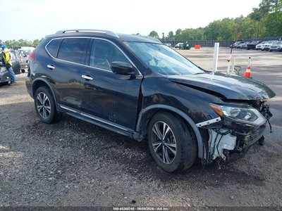 JN8AT2MT2JW****** 2018 Nissan Rogue