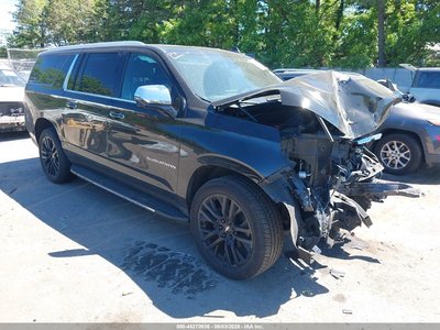 1GNSKFKD1MR****** 2021 Chevrolet Suburban