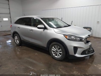 5XYPGDA5XKG****** 2019 Kia Sorento